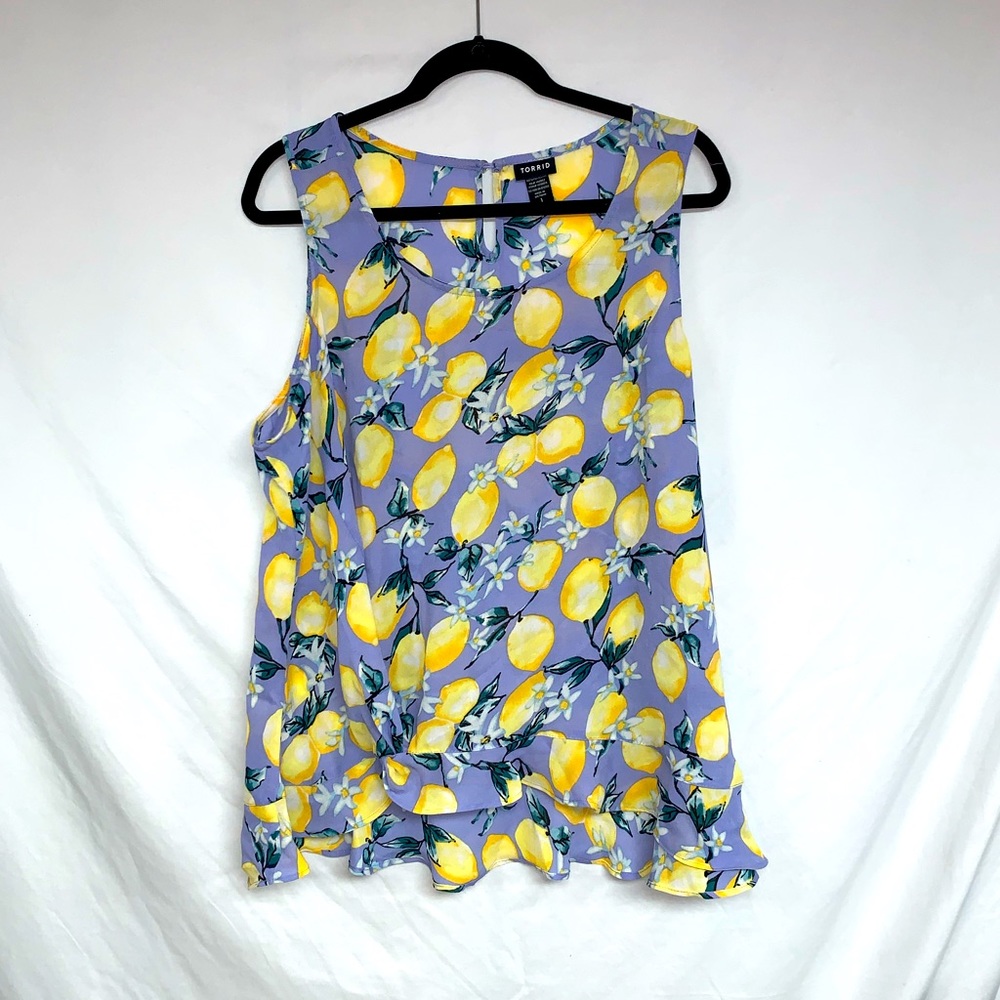 Torrid Lemon Twist Detail Top - Size 1X